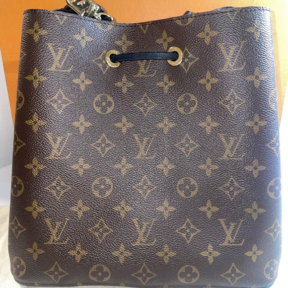 SOLD ❌Authentic Louis Vuitton NéoNoé MM - Picture 12 of 15